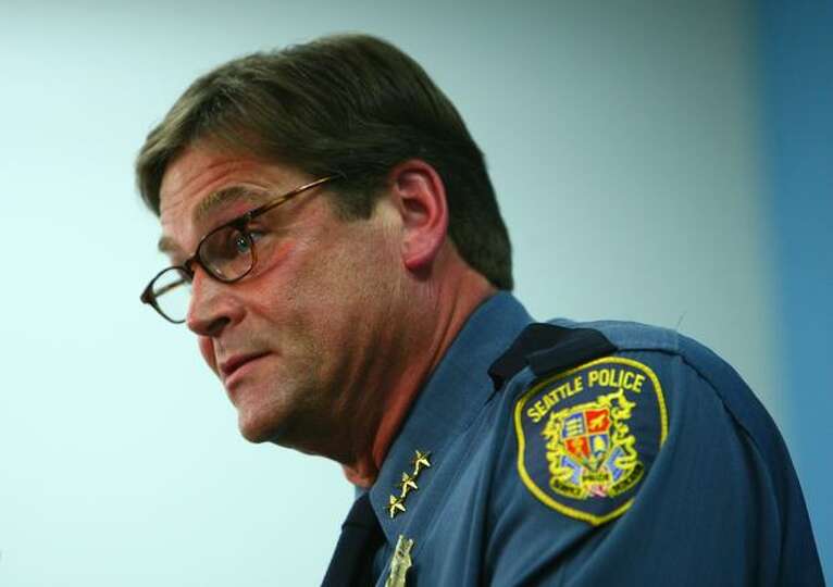 Assistant Seattle Police Chief Clark Kimerer says he recommends Officer Ian Birk remains stripped of - 960x540