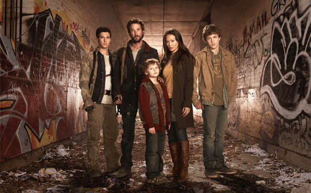 Playing survivors of an alien attack are from left Drew Roy Noah Wyle 