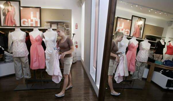 outlet store photo by karen zurawski for the chronicle h m outlet ...