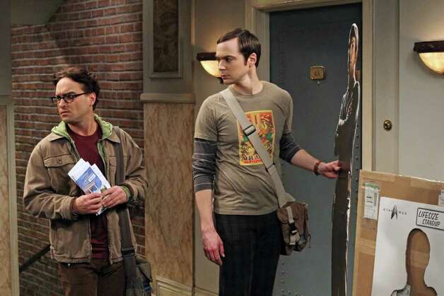 Kaley Cuoco and Johnny Galecki star on The Big Bang Theory Galecki