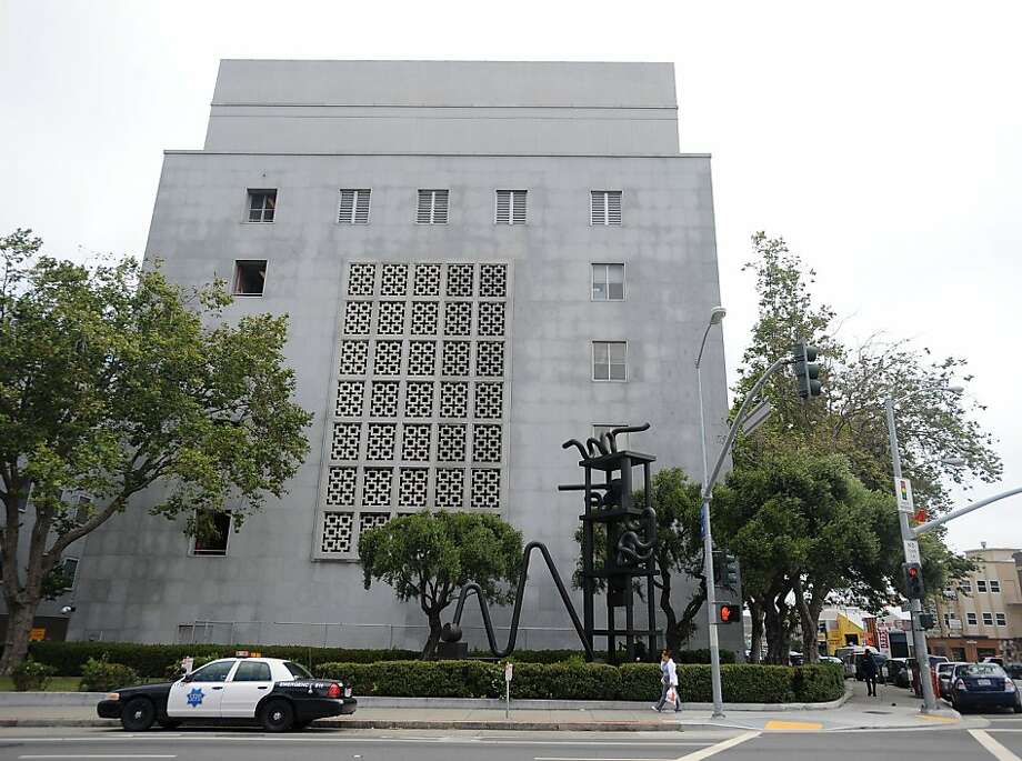 A file photo of the Hall of Justice in San Francisco. Photo: Susana Bates, Special To The Chronicle