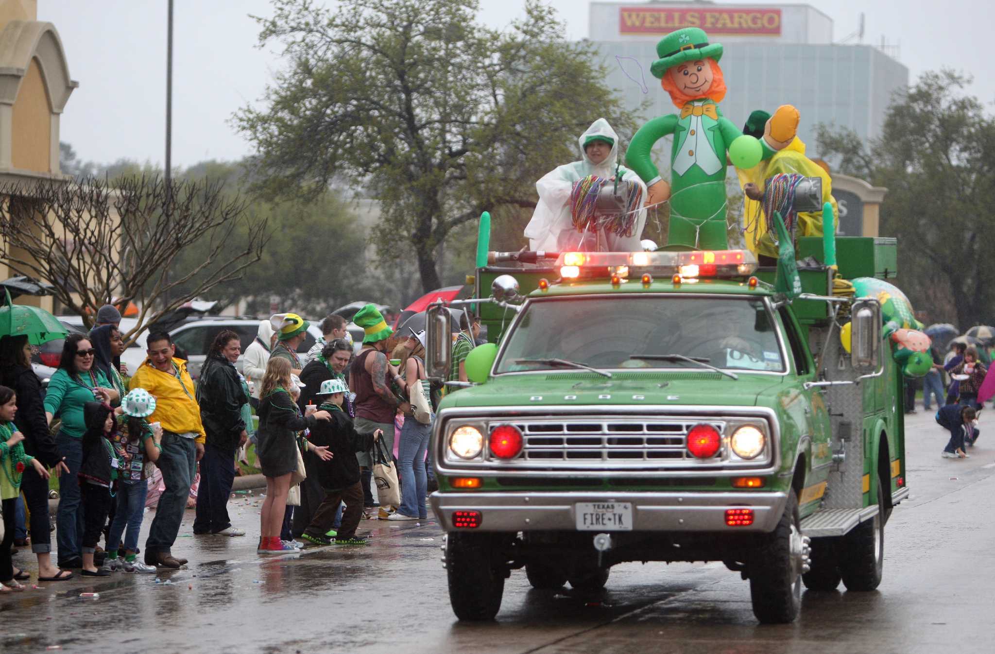 Annual FM 1960 St. Patrick's Day Parade brings out party spirit - Houston Chronicle2048 x 1346