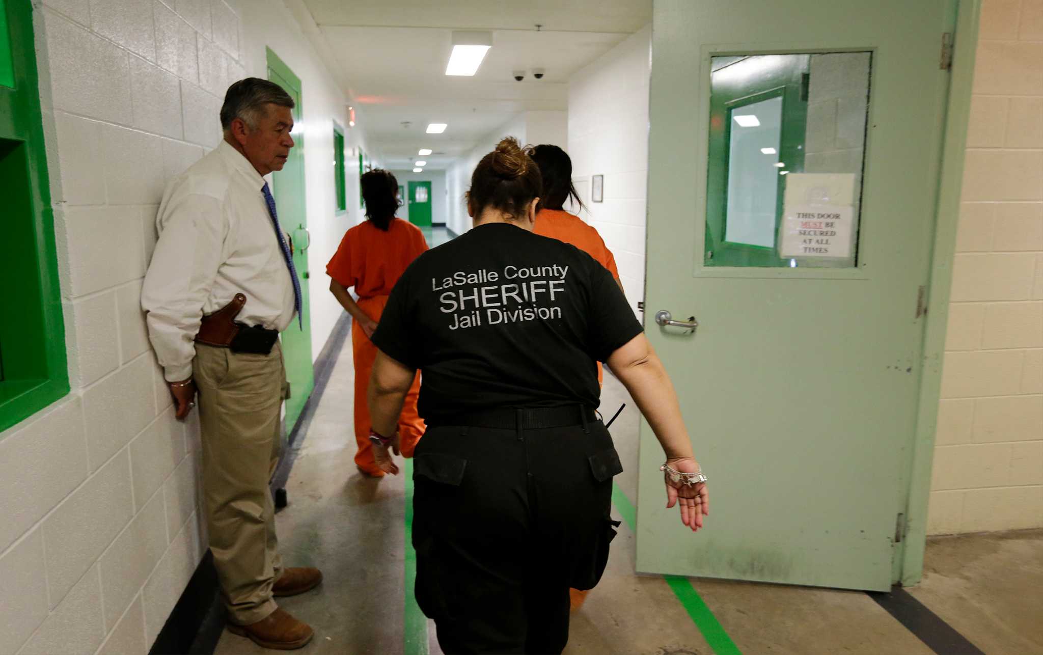 Private prison boom goes bust San Antonio ExpressNews