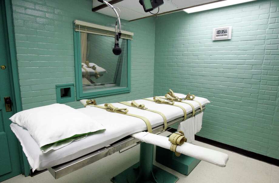 A total of 28 people were put to death in six states in 2015, the lowest number of executions recorded in the U.S. since 1991. Only three states - Texas, Missouri and Georgia - were responsible for 85 percent. The busiest executioner in 2015 was in Texas, where 13 men were put to death by lethal injection. (AP Photo/Pat Sullivan, File) Photo: Pat Sullivan, STF / AP