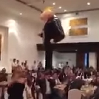 Donald Trump pinata thrashed by Mexican politicians in video