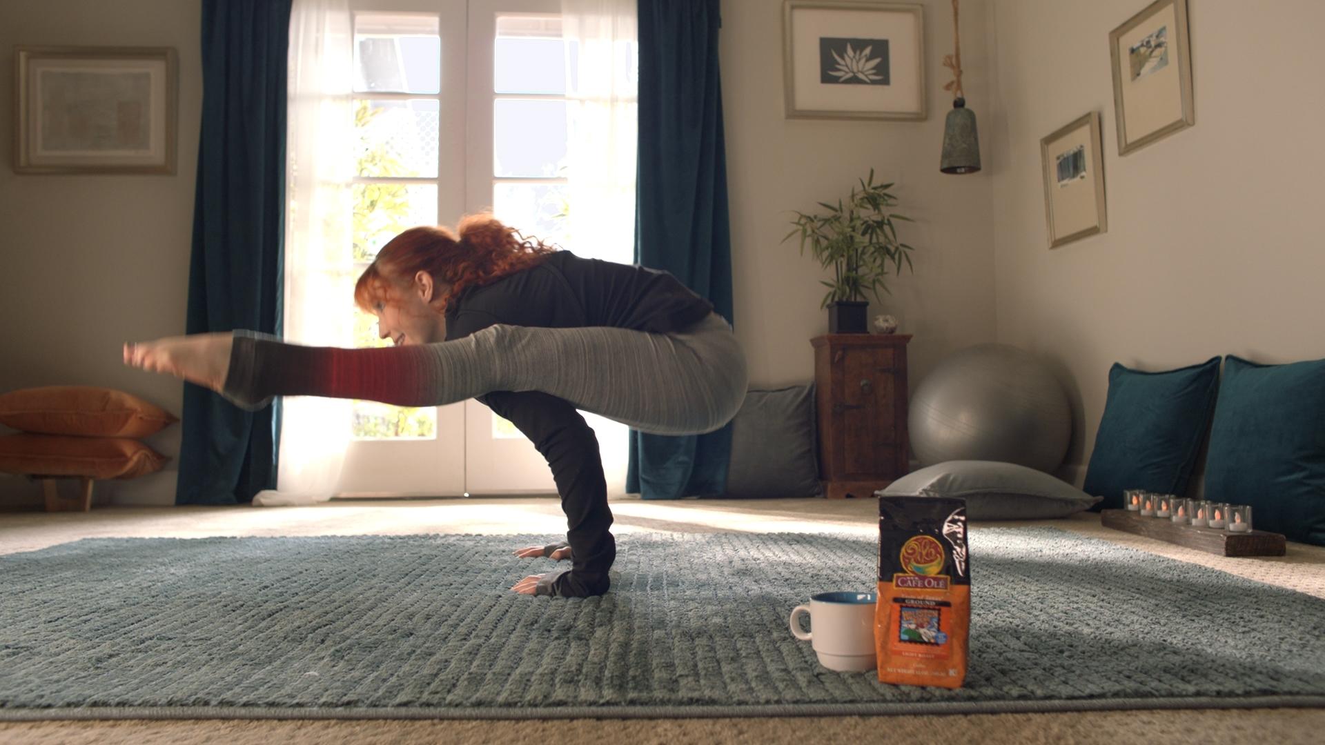 Eva Longoria invites H-E-B shoppers to be the stars in Super Bowl ad