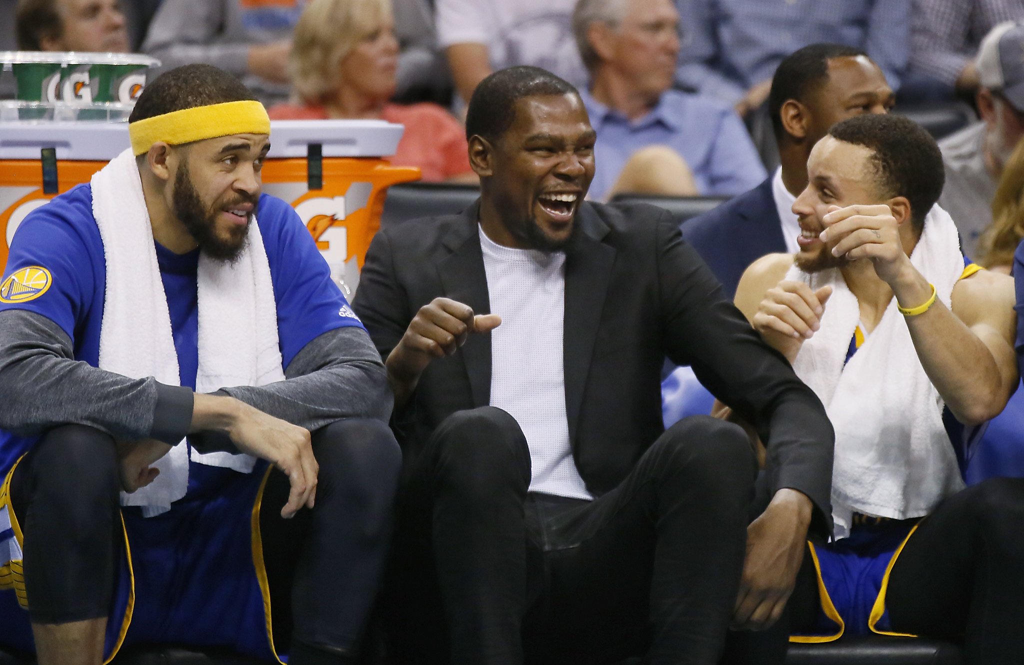 Durant continues to make strides in rehab from knee injury - SFGate