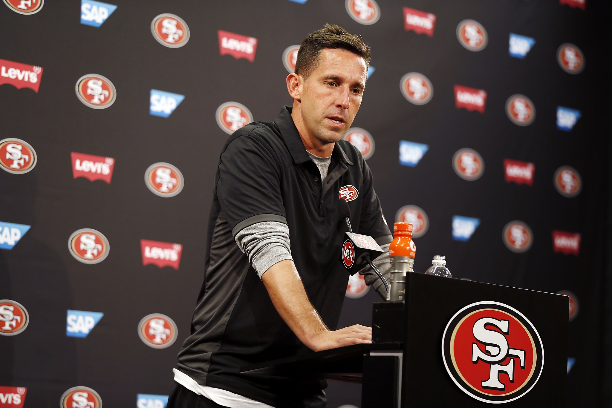 49ers’ Kyle Shanahan a little less steamed than he was Saturday - SFGate2048 x 1366