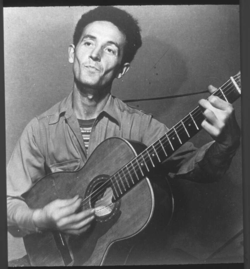 folksinger, Woody Guthrie