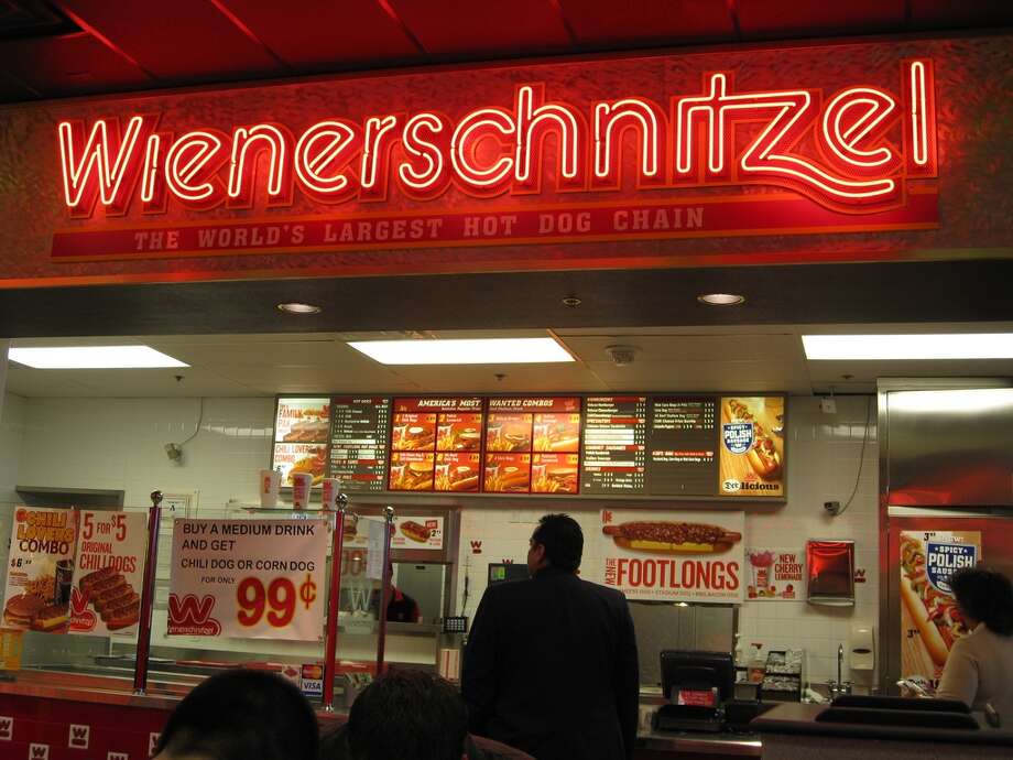 Wienerschnitzel inks franchise deal for 32 Houston restaurants ...