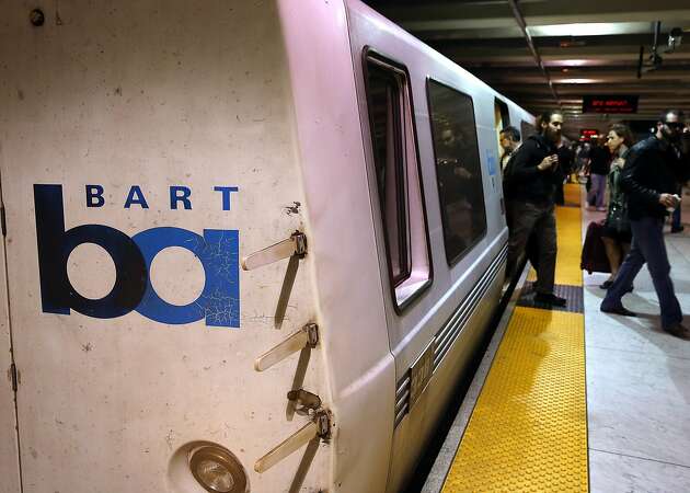 BART offering riders perks to ease overcrowding on trains