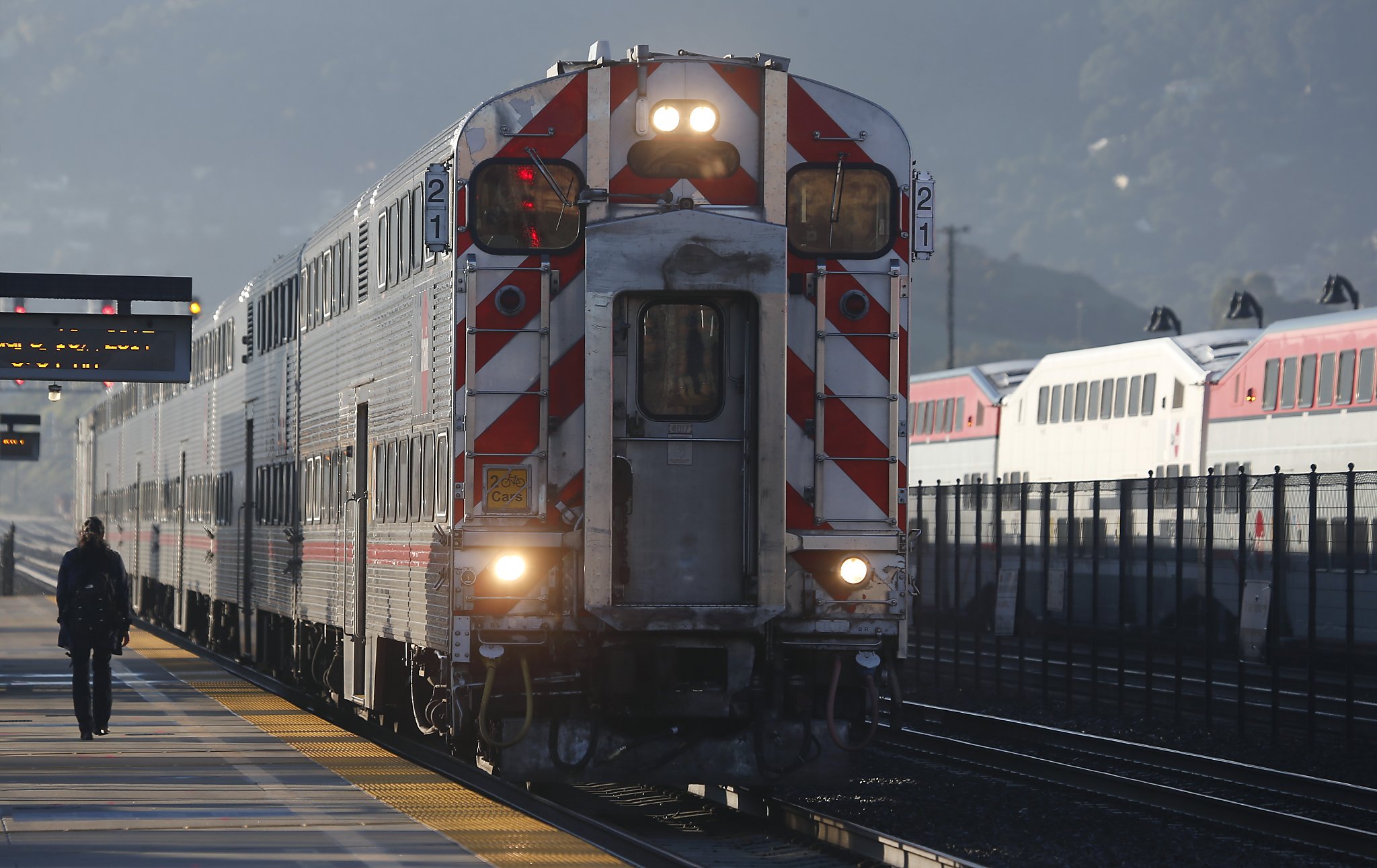 With Trump hitting brakes on Caltrain upgrade, S.F. puts its cash on ...