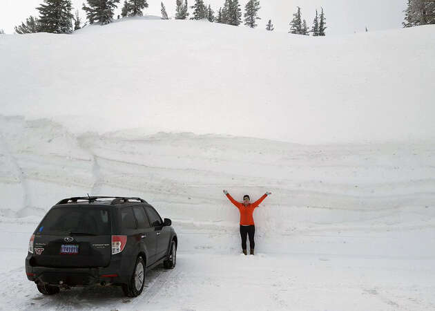 Photos show the insane amounts of snow piled up in Tahoe