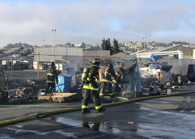 Homeless encampment catches fire in SF's Mission Bay