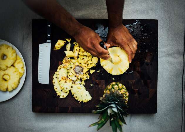 A Brown Kitchen: Grilled Pineapple Raita