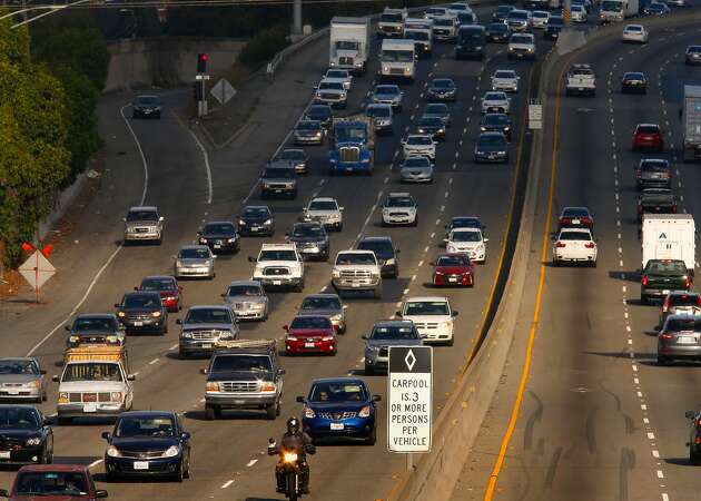 3-person carpool lanes may be extended on Bay Area highways