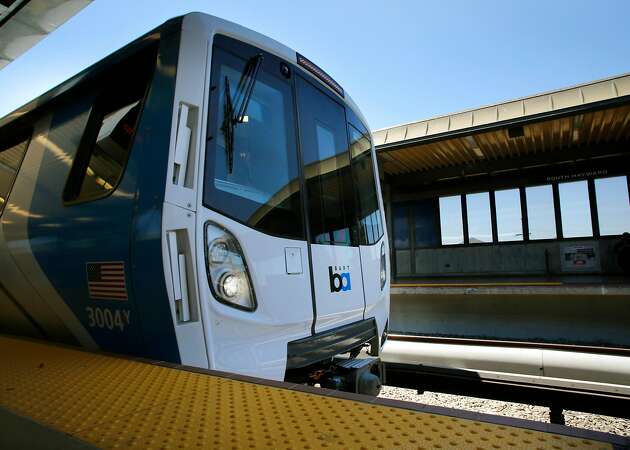 Glitch may derail BART's plan to put new cars into service by Thanksgiving